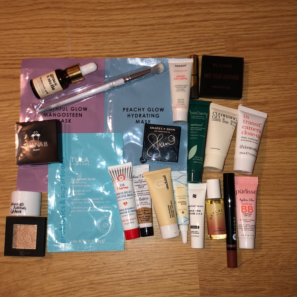 Ipsy hall bundle